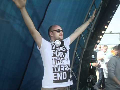 Ronny K. playing Adagio For Strings - Luminosity Beach - Zandvoort (NL) - 23.06.2012