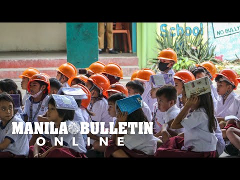 Students participate in Nationwide Simultaneous Earthquake Drill