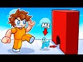 GIANT vs TINY Obby in Roblox!