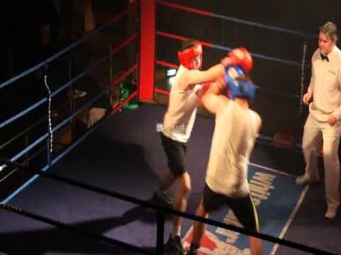 White Collar Fight Conor Walshe vs. Fiachra Callan 27/08/11 pt2