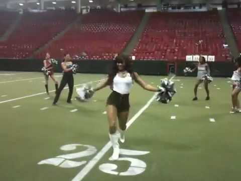 Lady Maniacs Dance Team- Half Time - 70's Old School Hits