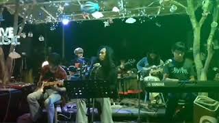 Cover TIMO TOLKKI  Key To The Universe