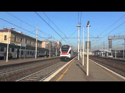 TILO ETR 524 TRANSITA IN STAZIONE A MILANO GRECO PIRELLI. 29 - 12 - 2015.