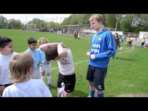 Roda JC Kerkrade bezoekt KVC Oranje en Cruyff Court