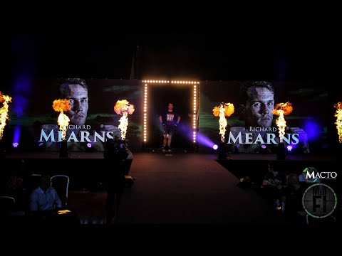 Macto Championships Richard Mearns vs Byron Thomas