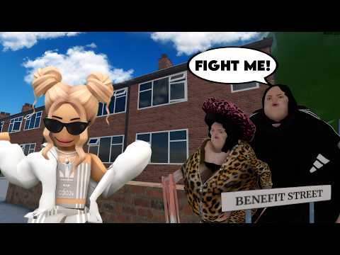 I MOVED ONTO THE WORST STREET ON ROBLOX | Benefits Street