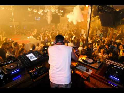 FLG & F-Man vs David Guetta- the world is an old technique (symon's bootleg mash up)