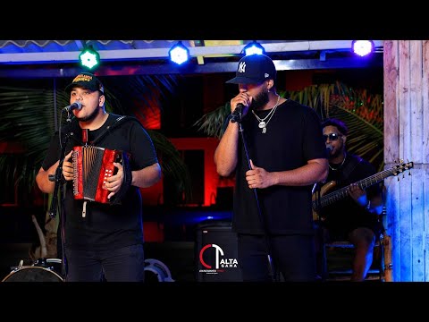 The Terrible Quartet - La Yuca Live Singing Fabian La Voz (For Chipeo HQ)