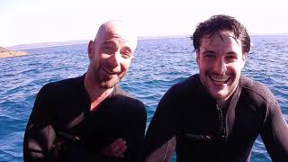 Italian and Spanish first time divers commenting about their dive