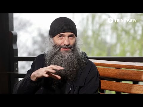 Părintele Pimen Vlad: "Maica Domnului a făcut multe minuni cu mine"