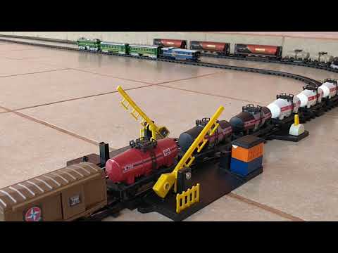 Ferrorama - Cancela dupla + mega comboio com 44 vagões