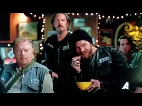 Sons of Anarchy - Tig And Kozik Fight 3/5.