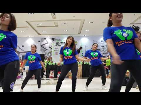 nails hair hips heels.....