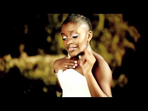 Eleeza R - Premiers Regards