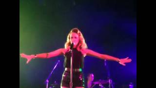 27/01/14 - Samantha Jade - Never Tear Us Apart (INXS cover) - Australia Day Concert - Sydney