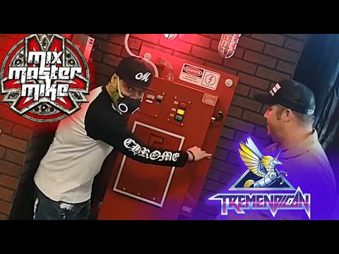 MIX MASTER MIKE with the Ghostbusters of the Ozarks - TREMENDICON 2022