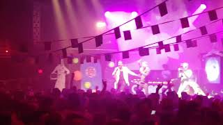 Versus | Llorando por ti | Churros con Chocolate Barcelona | Julián Santos & Ismael Grau