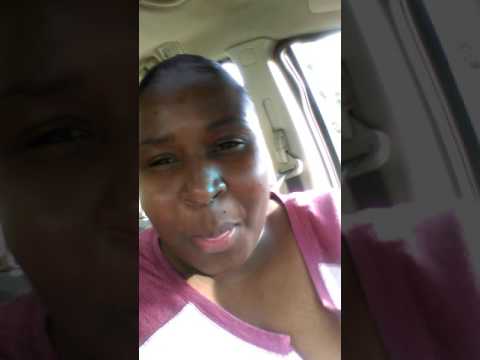 Mom in car with 4 kids