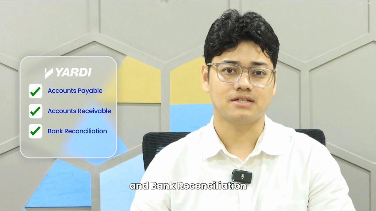 Accountants using Yardi