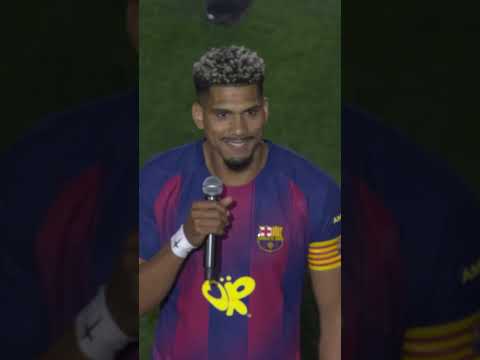 😂 L'énorme discours de Ronald Araújo aux supporteurs du Camp Nou pour fêter le titre du Barça !