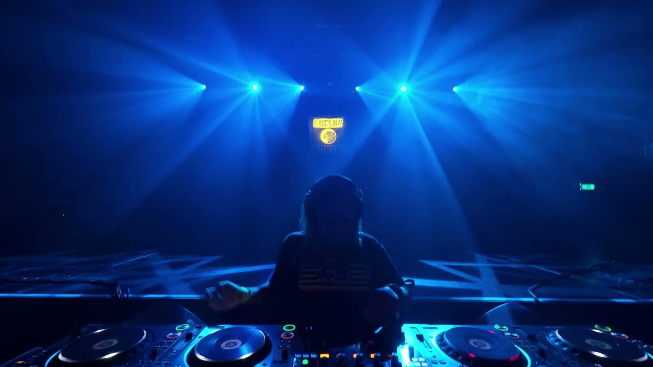 Alyssa Rose at Cheeky Monday Melkweg Amsterdam