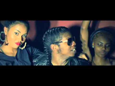 Young Lyxx - Right Girl (Ft Trinidad Jame$) [Prod. by Mayhem]
