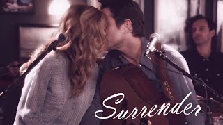 Rayna and Deacon {Surrender} Nashville