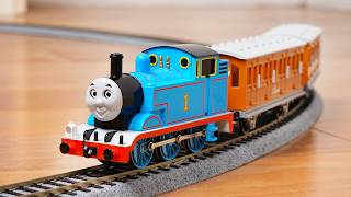 Bachmann Thomas the Tank Engine HO Scale Train Unboxing