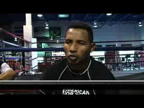 A Boxer Who Just Won't Quit - Smoking