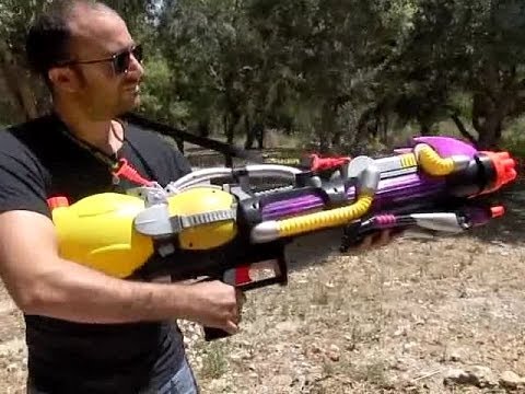 NERF SUPER SOAKER MONSTER XL - LARGEST WATER GUN EVER | größten Wasserpistole | ปืนฉีดน้ำอันตราย