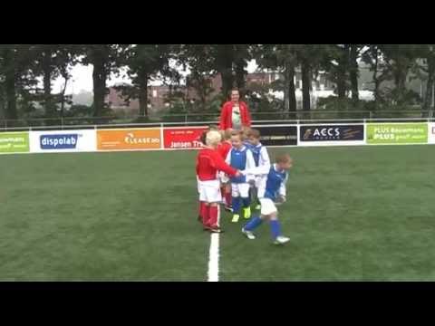 Eerste seizoens wedstrijd 2014 Mini's SJVV -  Someren