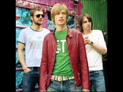 "Radha Ramana" - The Jeevas & Chrissie Hynde (2001)