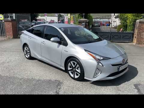 2017 Toyota Prius Luxury 1.8 Petrol Hybrid Auto - Image 2
