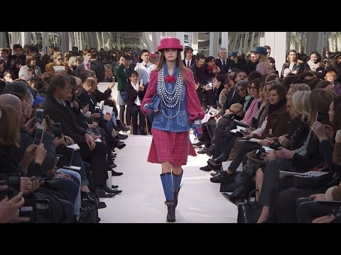 Fall-Winter 2016/17 Ready-to-Wear Show – CHANEL Shows