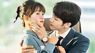 Garota pobre se Apaixona por seu chefe Milionário, e ele a obriga a ser sua namorada