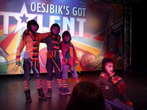 Vleeghoorns - hubt gier os Vleeg Mesjien gezeen - Oesjbiks Mini Leedjeskonkoers 2011