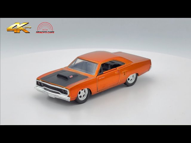 Vídeo relacionado con Jada Toys 1:32 Plymouth Road Runner Bronze FF 1970