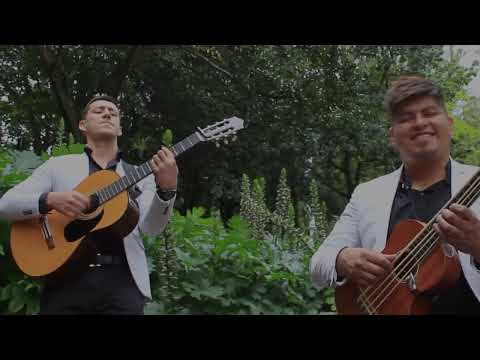 Deja que salga la luna - Opio Trio (Huapango)