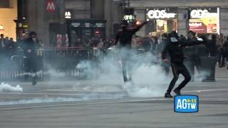In azione idranti e lacrimogeni nel secondo giorno di scontri a Milano: il video