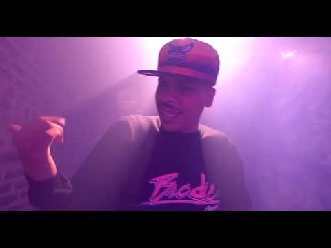 Livio -Paper Mache- (Official Video)