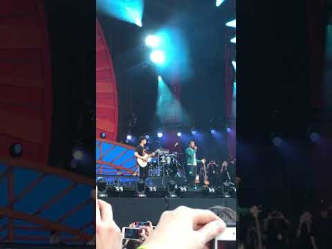 Shawn Mendes ft. John Legend - Youth - Live at Global Citizen 2018