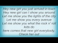 Ramones - New Girl In Town Lyrics