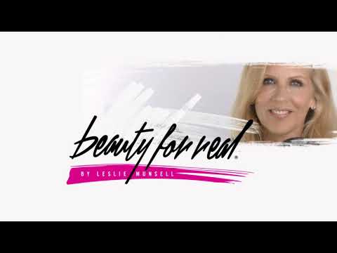 Natural & Minimal Makeup by Leslie Munsell, Pro