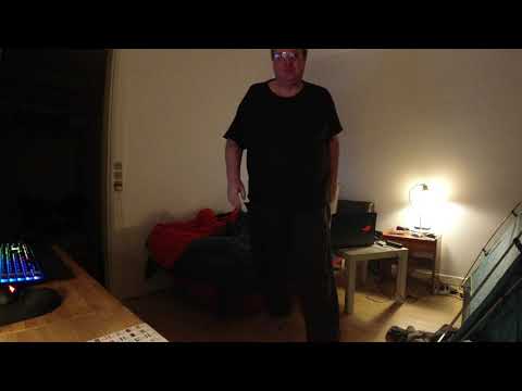 MongoTV_4319 - Min Aftensmad - MUKBANG - Del 3 - Hønsebuillonsuppe Med KØDBOLLER - Pastaskruer - LØG