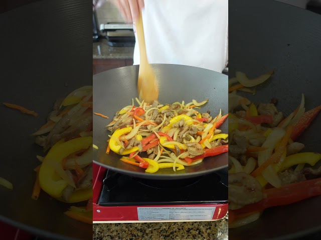 Vídeo relacionado con Salsa Japchae de Sempio (60g) - Cocina Coreana Auténtica en Casa. Sabor Dulce y Sabroso para Salteado de Fideos
