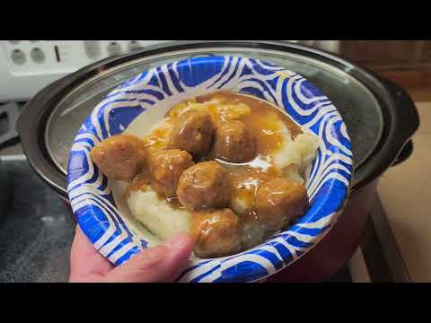 Crockpot Mississippi Meatballs | EASY Dump & Go Recipe!