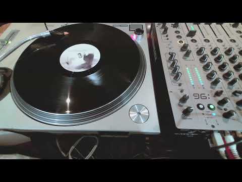 Lake Haze x IVVVO – #1 (legowelt remix)