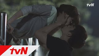 High School King of Savvy 인국♡하나, 달밤에 철봉 키스 140728 EP.13 video