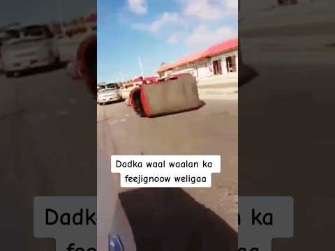 nin waalan oo mooto bajaaj gadiyay