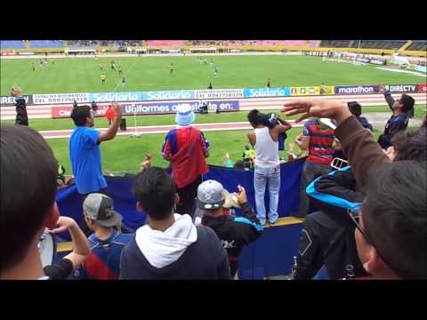 "De pequeño te sigo" Barra: Mafia Azul Grana • Club: Deportivo Quito